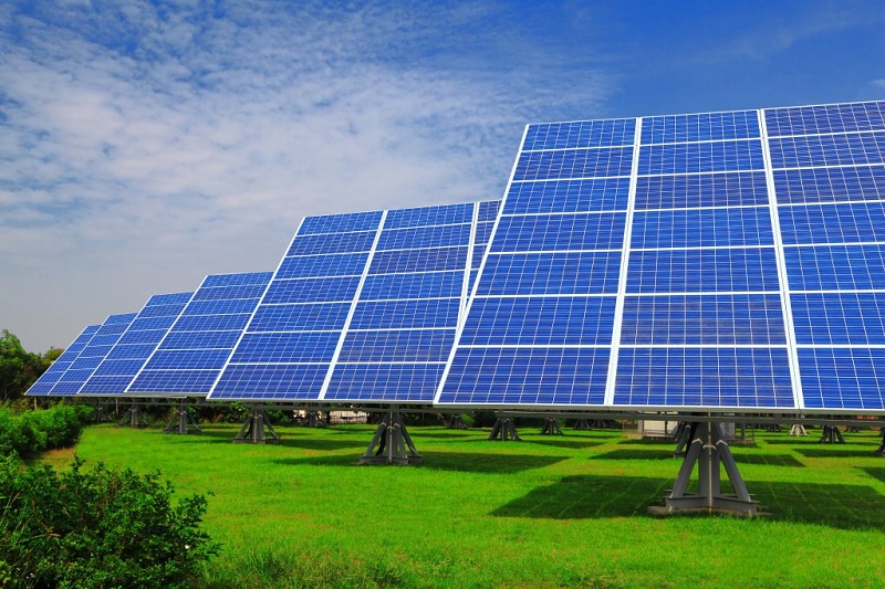 تعداد مشاغل مستقیم و غیرمستقیم در نیروگاه‌های خورشیدی کشور به ۱۴۷۰۰ شغل رسید