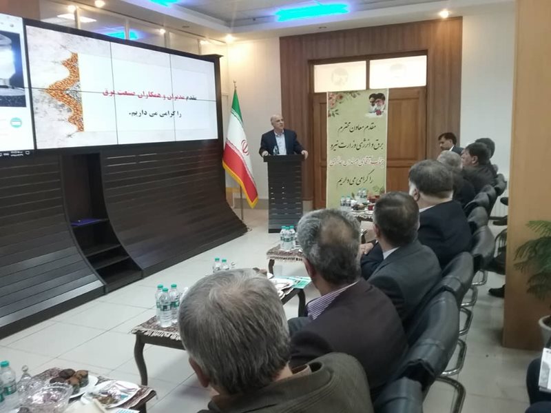 با حضور معاون وزیر نیرو؛ طرح‌های توزیع برق اصفهان به بهره‌برداری رسید