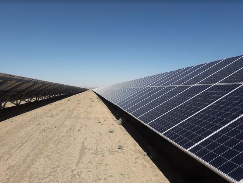 نیروگاه خورشیدی ۱۰ مگاواتی بافت کرمان به شبکه متصل می‌شود
