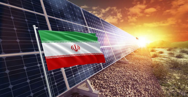 ۵۰ نیروگاه برق خورشیدی در بقاع متبرکه قزوین راه اندازی می شود