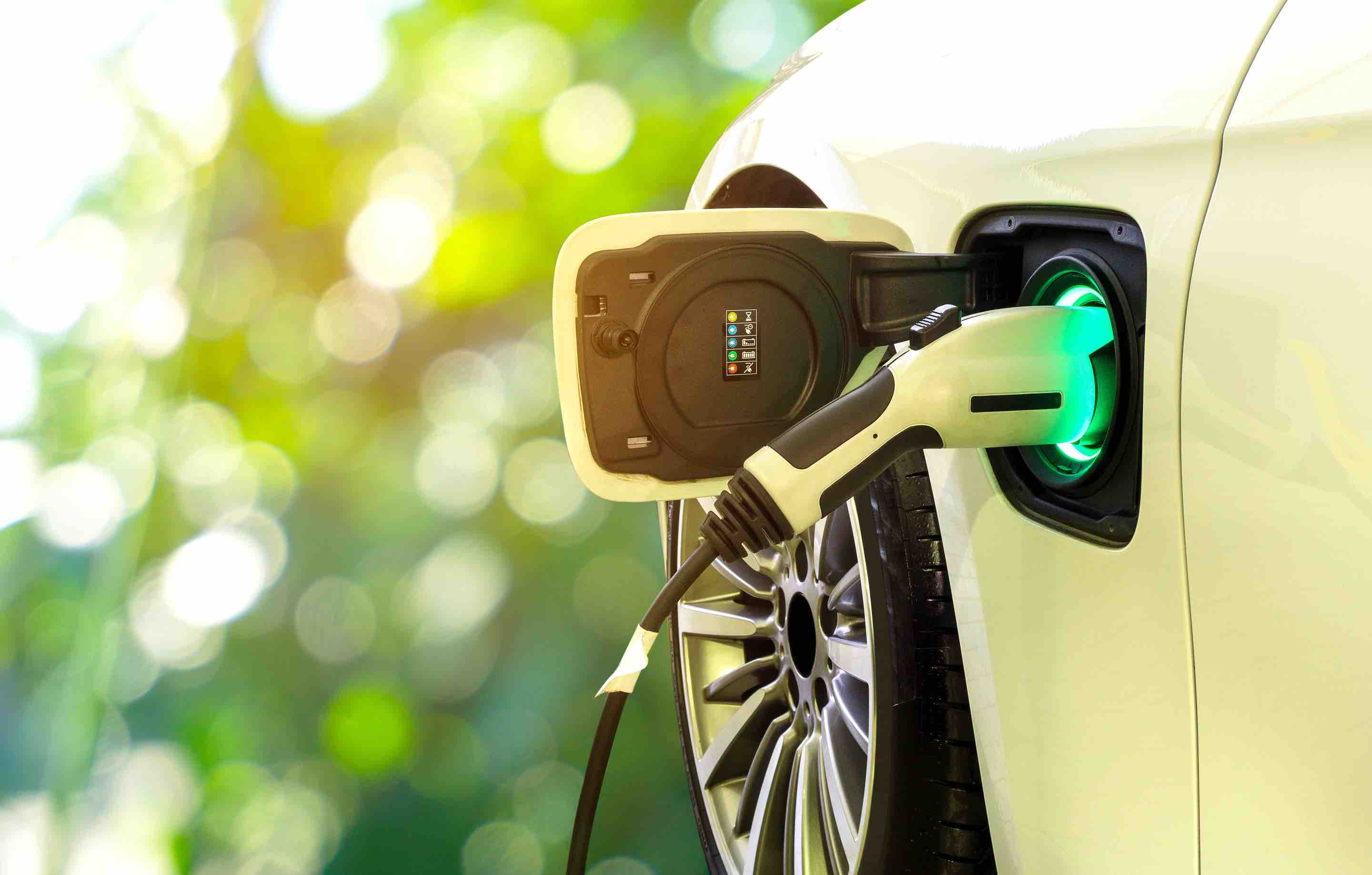 خودروی برقی خود را در خانه شارژ کنید