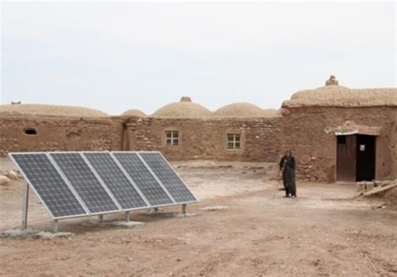 بسیج ۵۰۰ نیروگاه خورشیدی در مناطق محروم استان کرمان راه‌اندازی می‌کند