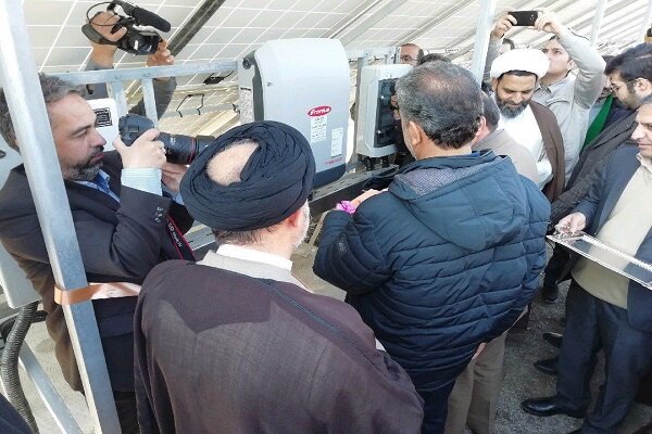 افتتاح ۲۶ نیروگاه برق خورشیدی در خراسان رضوی