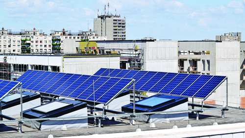 ۲۴ نیروگاه خورشیدی در دستگاه های اجرایی استان نصب شده است