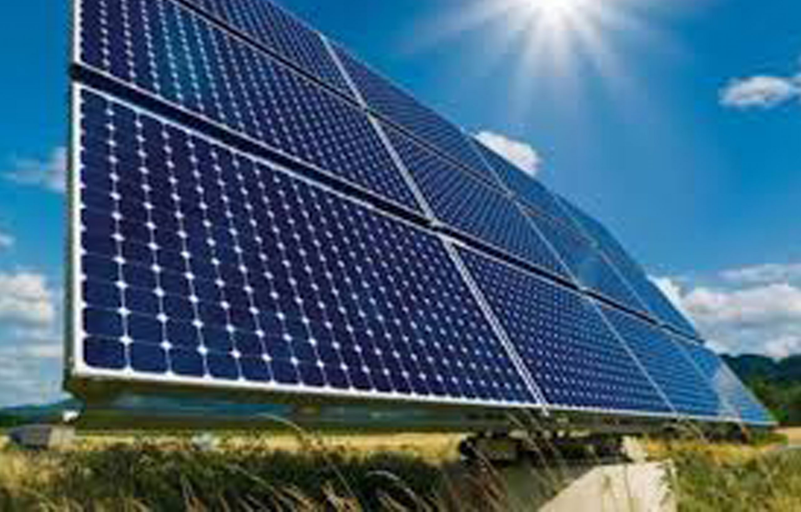 برق دار شدن ۱۳خانوار با پنل خورشیدی در بشاگرد