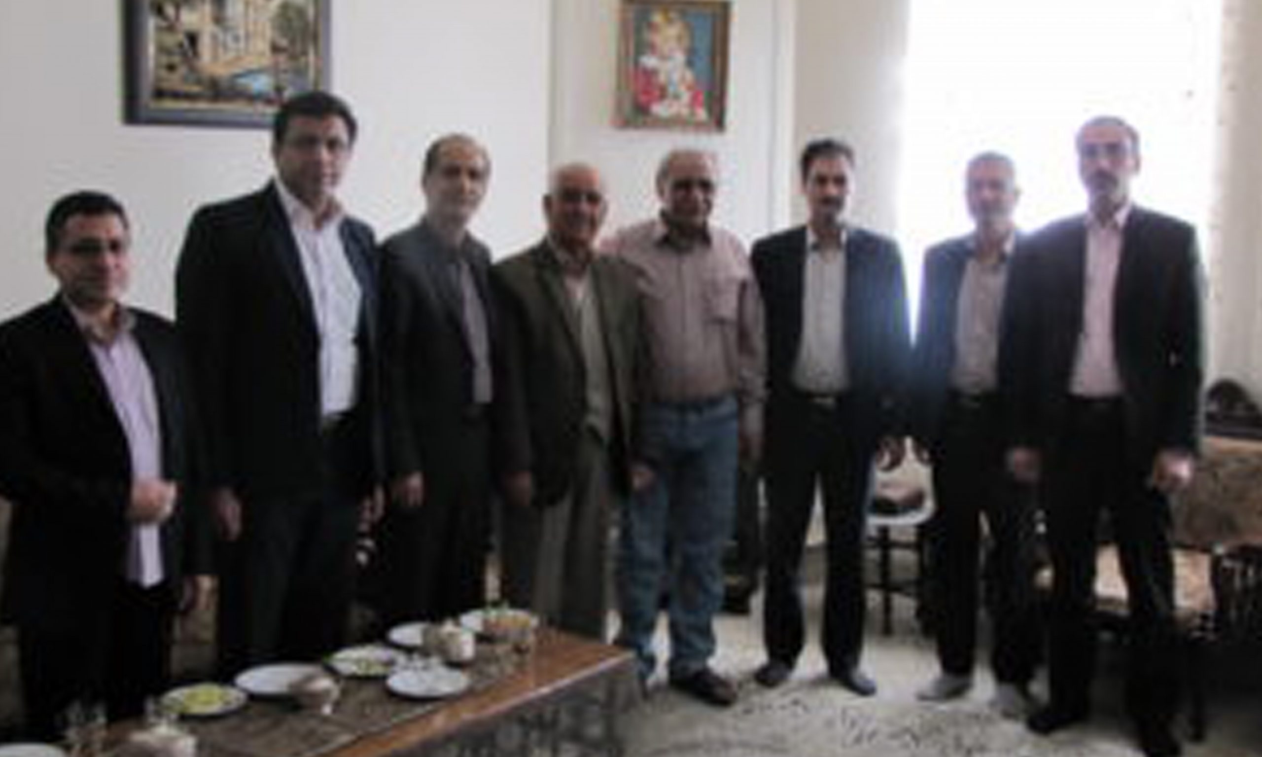 دیدار مدیران شرکت برق منطقه‌ای یزد با همکار بازنشسته