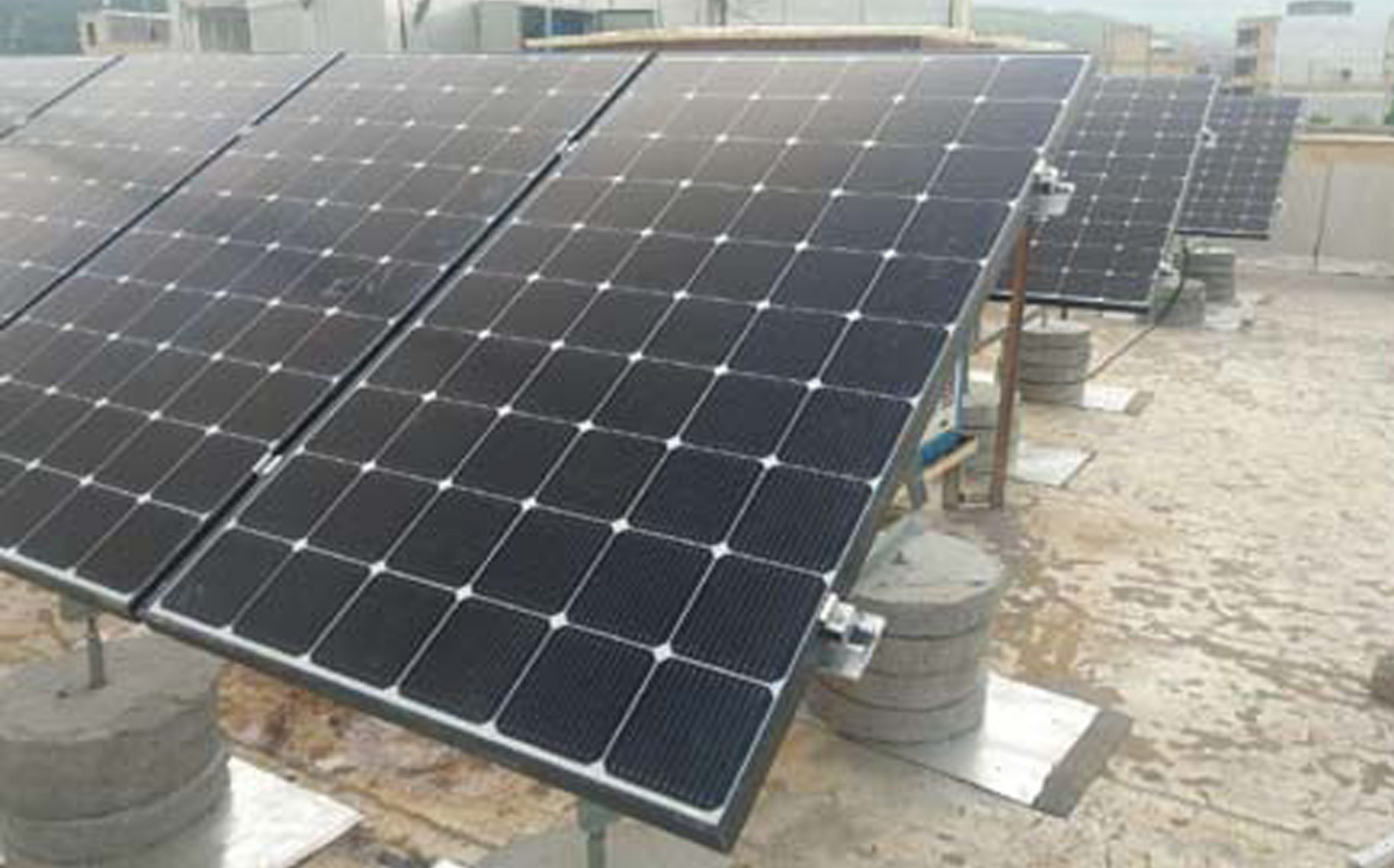 تولید ۸۵ کیلو وات ساعت تولید برق خورشیدی در کردستان