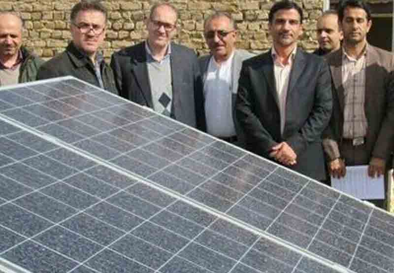 افتتاح نیروگاه انرژی خورشیدی دانشگاه فنی و حرفه‌ای سمنان