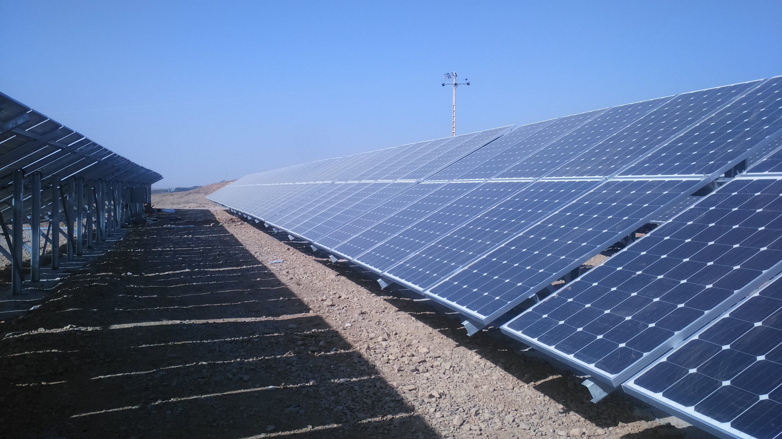 اتصال ۱۰ مگاوات تولید برق خورشیدی به شبکه برق فارس