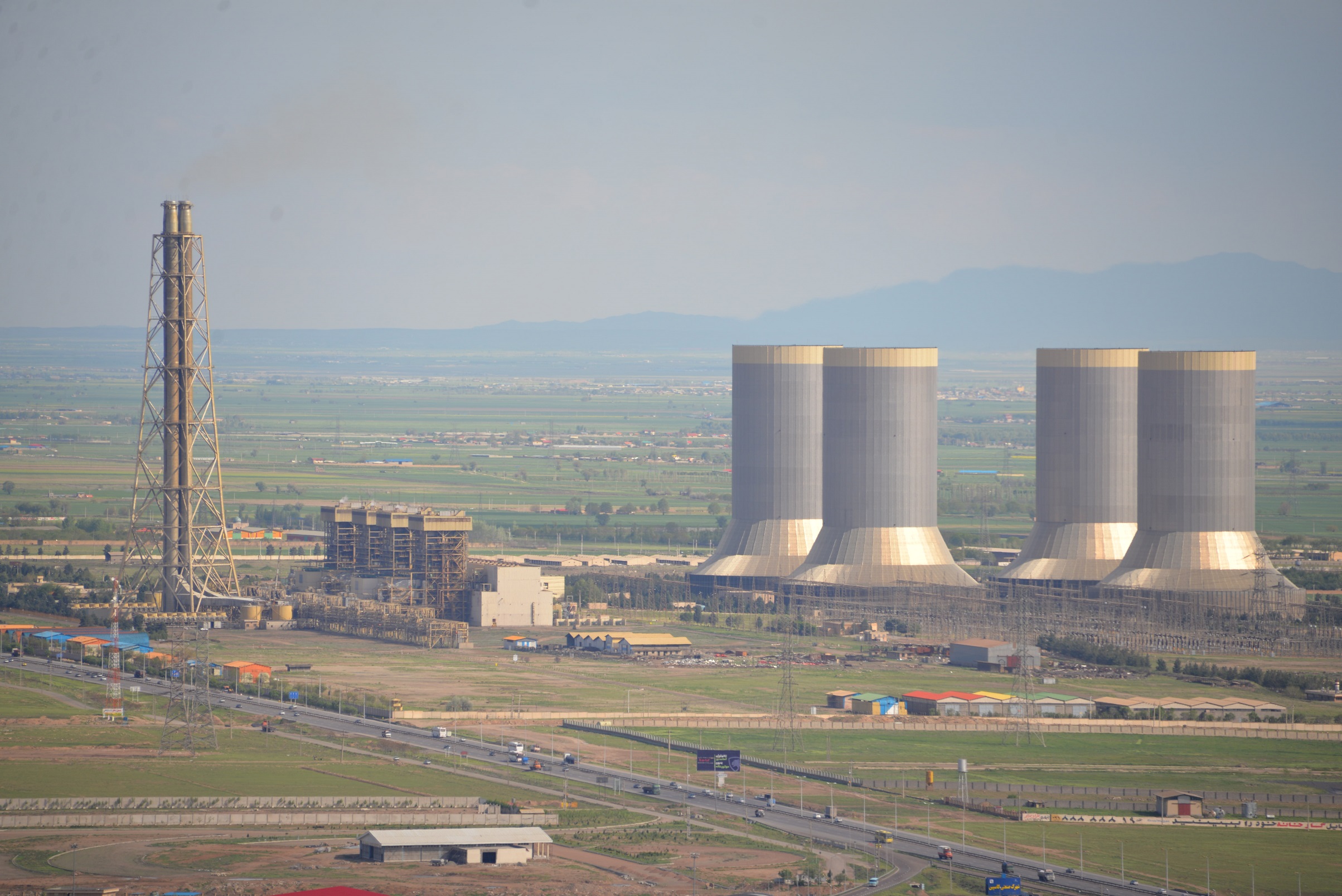 با اتمام تعمیرات واحد شماره ۲ بخاری نیروگاه شهید رجایی بازگشت دوباره ۲۵۰ مگاوات به ظرفیت تولید برق کشور محقق شد