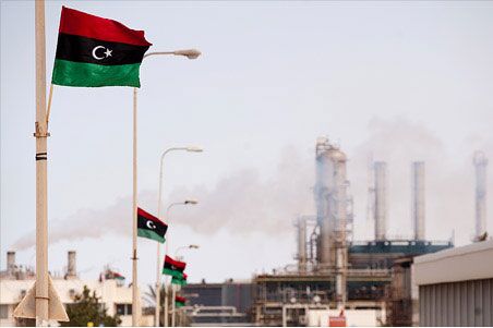کاهش شدید تولید نفت خام در لیبی