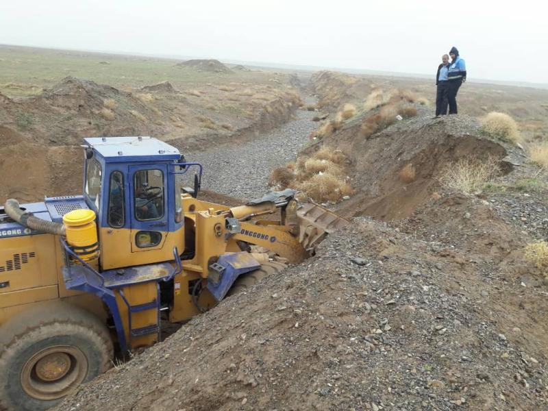 تخریب سازه‌های غیرمجاز و بازگشایی مسیر رودخانه‌ها در تایباد