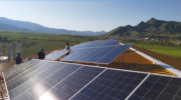 بهره برداری از فاز اول نیروگاه خورشیدی مریوان با ظرفیت ۲۲ کیلو وات