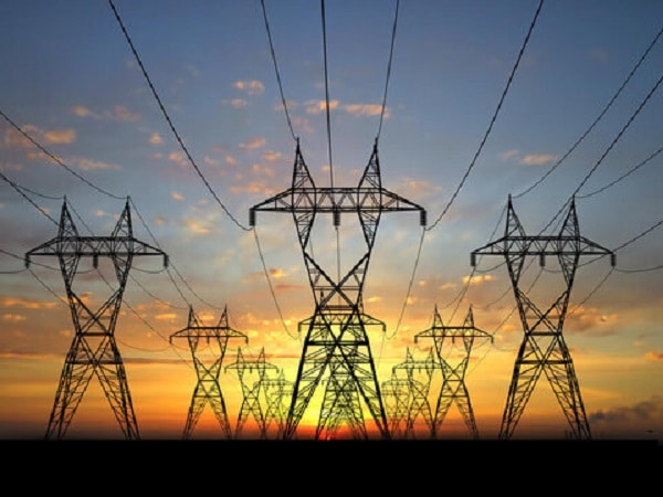 صنعت برق نمی‌تواند در برابر نوسانات اقتصادی مستحکم بماند