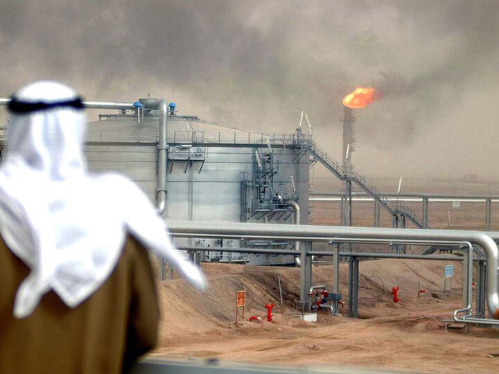 کاهش ۱۲ میلیارد دلاری ارزش صادرات نفت عربستان