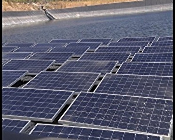 ساخت نخستین نیروگاه خورشیدی شناور کشور در مهاباد