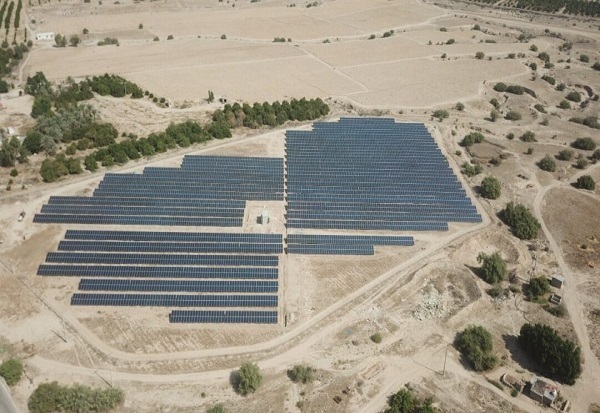 بزرگترین نیروگاه خورشیدی بوشهر در آستانه بهره برداری