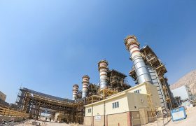 نیروگاه سیکل ترکیبی هریس تا پایان امسال وارد شبکه توزیع برق می‌شود