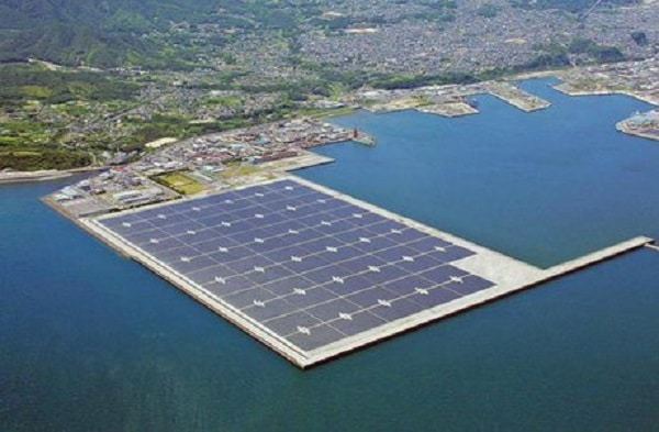 ژاپن پیشرو درراه اندازی نیروگاه های خورشیدی شناور برروی آب