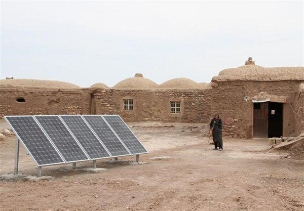 درآمد ۱۰ میلیارد تومانی با تولید برق خورشیدی