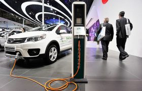 افزایش خودرو‌های برقی موجب فشار شدید به شبکه‌های برق می‌شوند