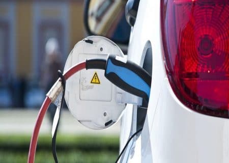 راه اندازی شبکه شارژ سریع خودرو‌های برقی در آمریکای شمالی