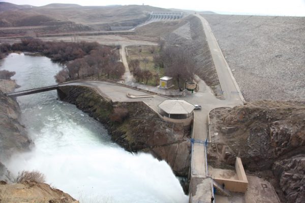 آغاز مرحله دوم رهاسازی آب سد مخزنی بوکان به دریاچه ارومیه از ۲۰ اسفند