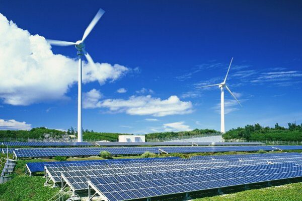 توسعه نیروگاه‌های تجدیدپذیر و توجه به بهره‌وری انرژی، راهکار گذر از این مرحله