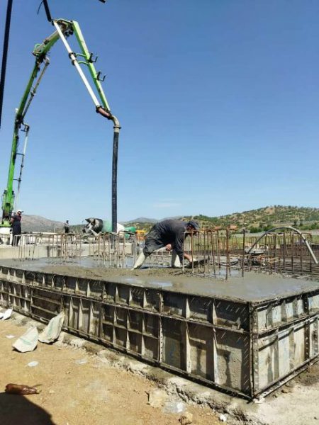 پروژه اجرای خطوط انتقال و شبکه‌های آب سد گاران به مریوان در حال تکمیل است