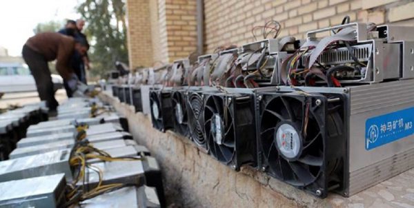 پیشگیری از قطع برق یک‌هزار خانوار با کشف یک مزرعه استخراج غیرمجاز ارز دیجیتال در استان بوشهر