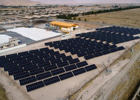 ۴ چهار نیروگاه خورشیدی در دو استان کشور افتتاح شد