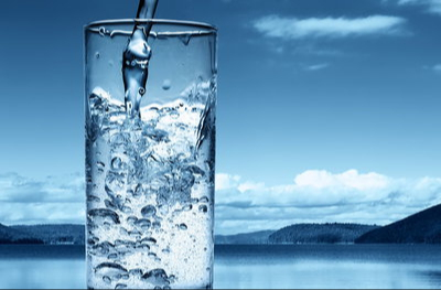 رکورد تولید یک میلیارد لیتر آب شرب در یک روز برای شهر مشهد