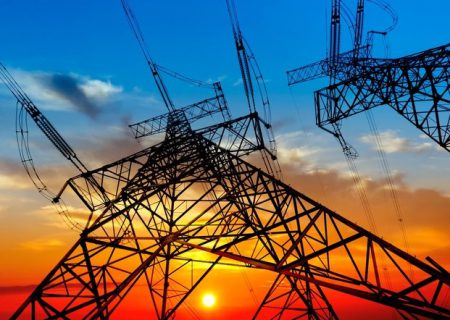 کاهش بیش از ۹۰۰ مگاواتی مصرف برق در استان گیلان