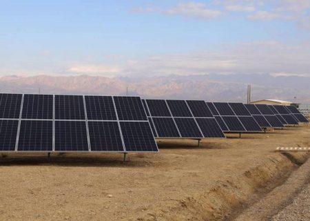 فاز اول نیروگاه خورشیدی دامغان به شبکه سراسری برق متصل شد