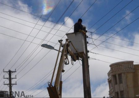 افتتاح ۱۳۱ پروژه برق در استان همدان