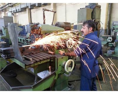 ساخت و بازسازی ۱۸۶ قطعه تخصصی در نیروگاه رامین اهواز