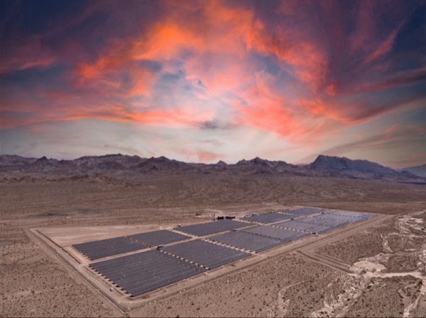تولید بیش از ۴۹۰۰ مگاوات ساعت انرژی در نیروگاه خورشیدی کوشک یزد