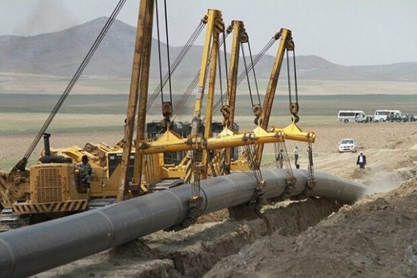 اجرای ۴۰ کیلومتر خط انتقال آب روستایی در “بانه” کردستان/ ۵ مخزن به ظرفیت ۱۰۰۰ مترمکعب احداث و تکمیل شد