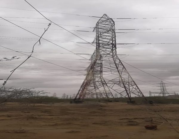 خسارت ۳٫۸ میلیارد تومانی طوفان به تاسیسات برق منطقه‌ای سیستان و بلوچستان
