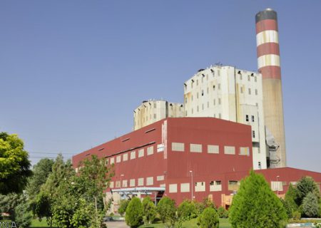 بازدید شبانه مدیران محیط زیست از نیروگاه تبریز/ صحت‌سنجی اقدامات نیروگاه برای جلوگیری از مازوت‌سوزی