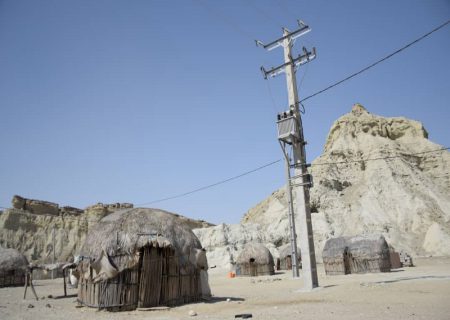 اجرای ۷۱ پروژه اصلاح شبکه برق روستایی در سیستان و بلوچستان