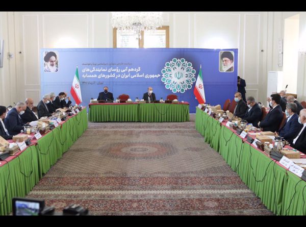گزارش تصویری/ دیدار سفرا و روسای نمایندگی‌های جمهوری اسلامی ایران در کشورهای همسایه با وزیر نیرو