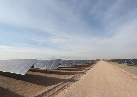 یک ‌نیروگاه خورشیدی ۱۰ مگاواتی در قم احداث می شود