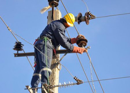 ۲۵ پروژه توزیع برق استان خراسان رضوی بهره‌برداری شد