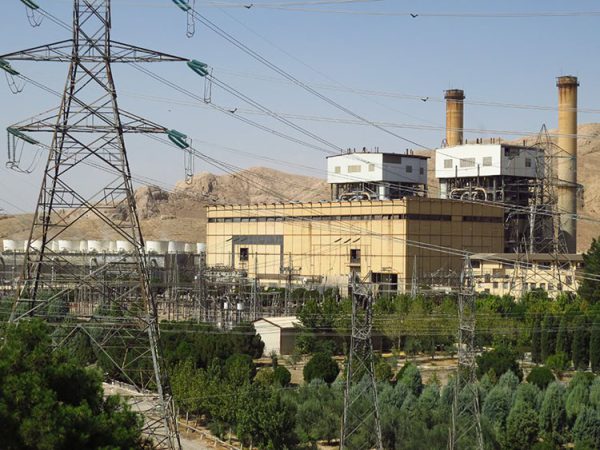 خروج دو واحد نیروگاه اصفهان از شبکه سراسری تولید برق
