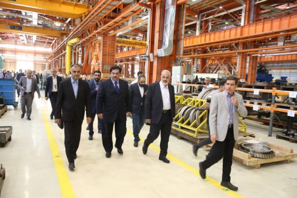 بازدید وزیر انرژی پاکستان از دستاوردهای نیروگاهی ایران در مجموعه مپنا