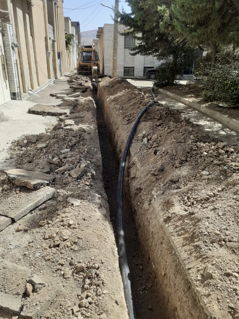 عملیات اصلاح و توسعه شبکه توزیع آب در ۲ شهر استان کرمانشاه آغاز شد