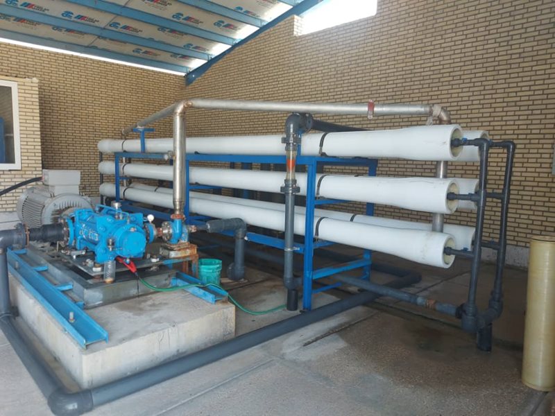 مجوز افزایش ظرفیت تولید آب‌شیرین‌کن در استان هرمزگان صادر شد/ بهبود وضعیت آب شرب ۵۰۰۰ نفر در شهرستان بستک