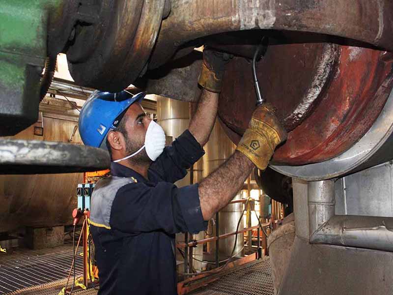 ساخت و بازسازی ۱۴۰۰ قطعه تخصصی در نیروگاه بندرعباس