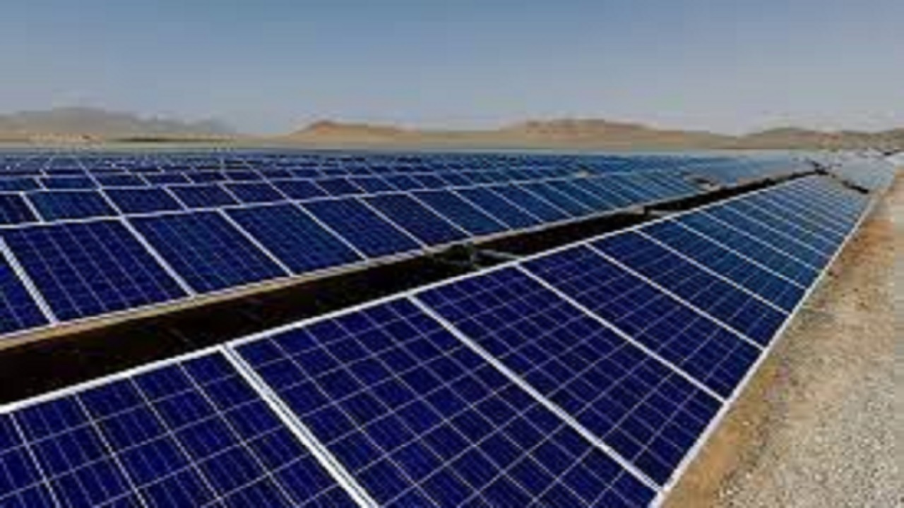 اوقاف اصفهان درعرصه اقتصادی و تولید برق با ایجاد نیروگاه خورشیدی اقدام کرده است